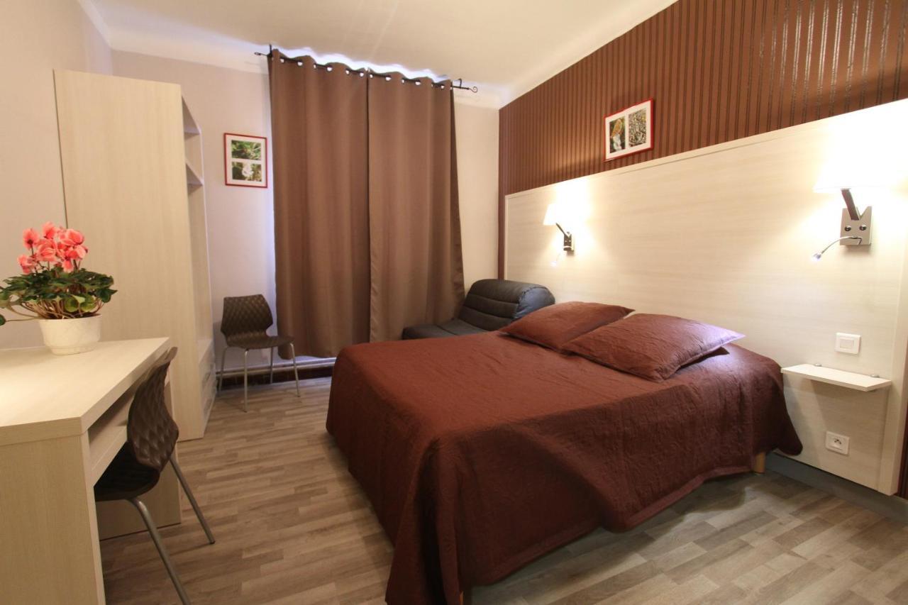 Le Provencal Hotel Tarascon Exterior photo